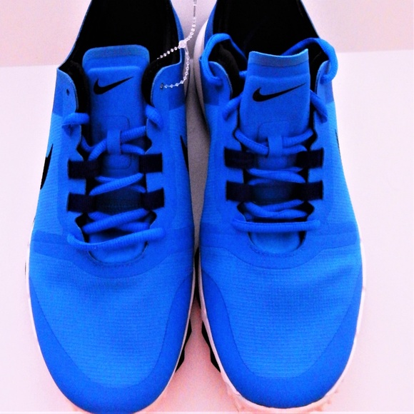 NEW Men Athletic shoes Nike blue 9 running trail or track New with plastic tag - Picture 2 of 4